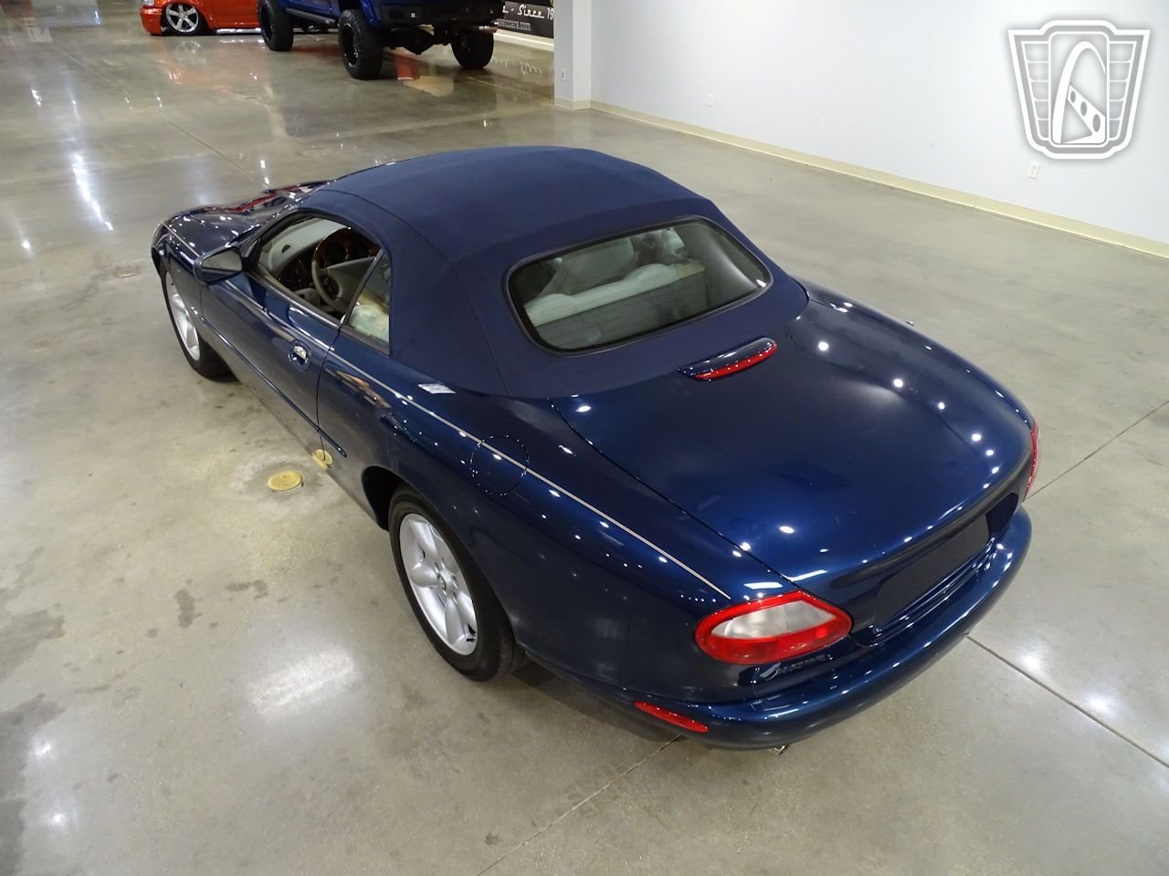 Used 1998 Jaguar XK8 Convertible image 39