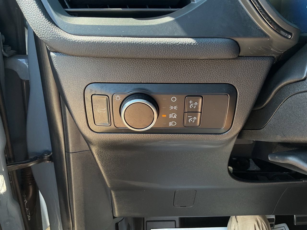 Used 2024 Ford Escape ST-Line FWD image 16