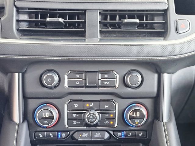 Used 2023 Chevrolet Suburban Premier image 23