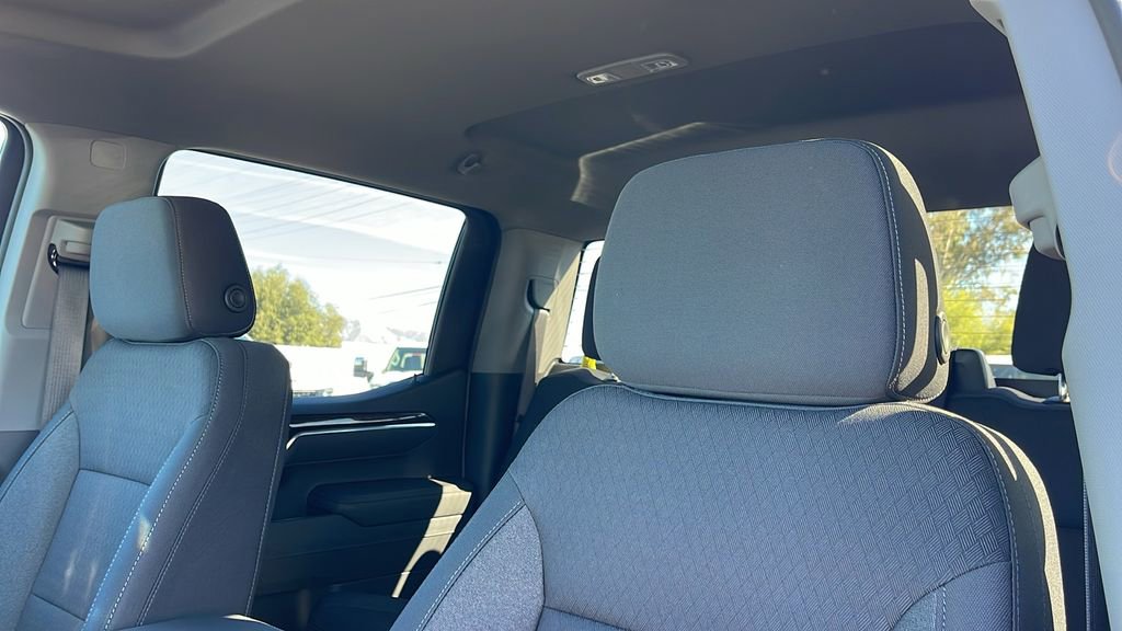 New 2026 GMC Sierra 1500 Elevation image 12