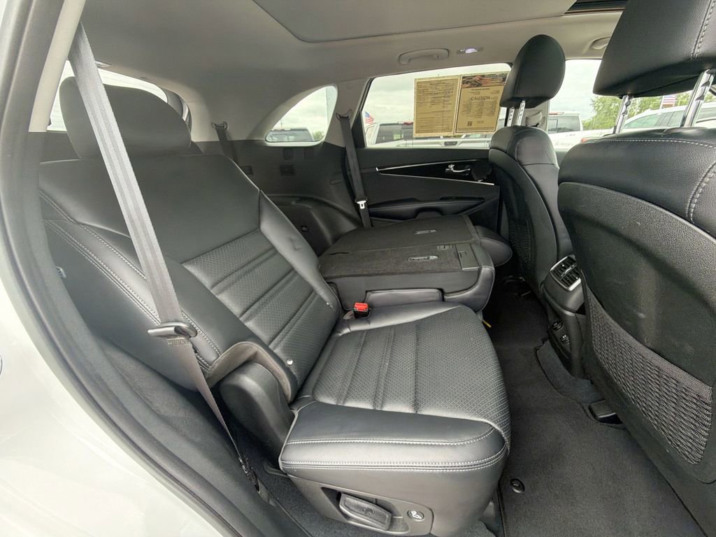Used 2020 Kia Sorento EX FWD image 32