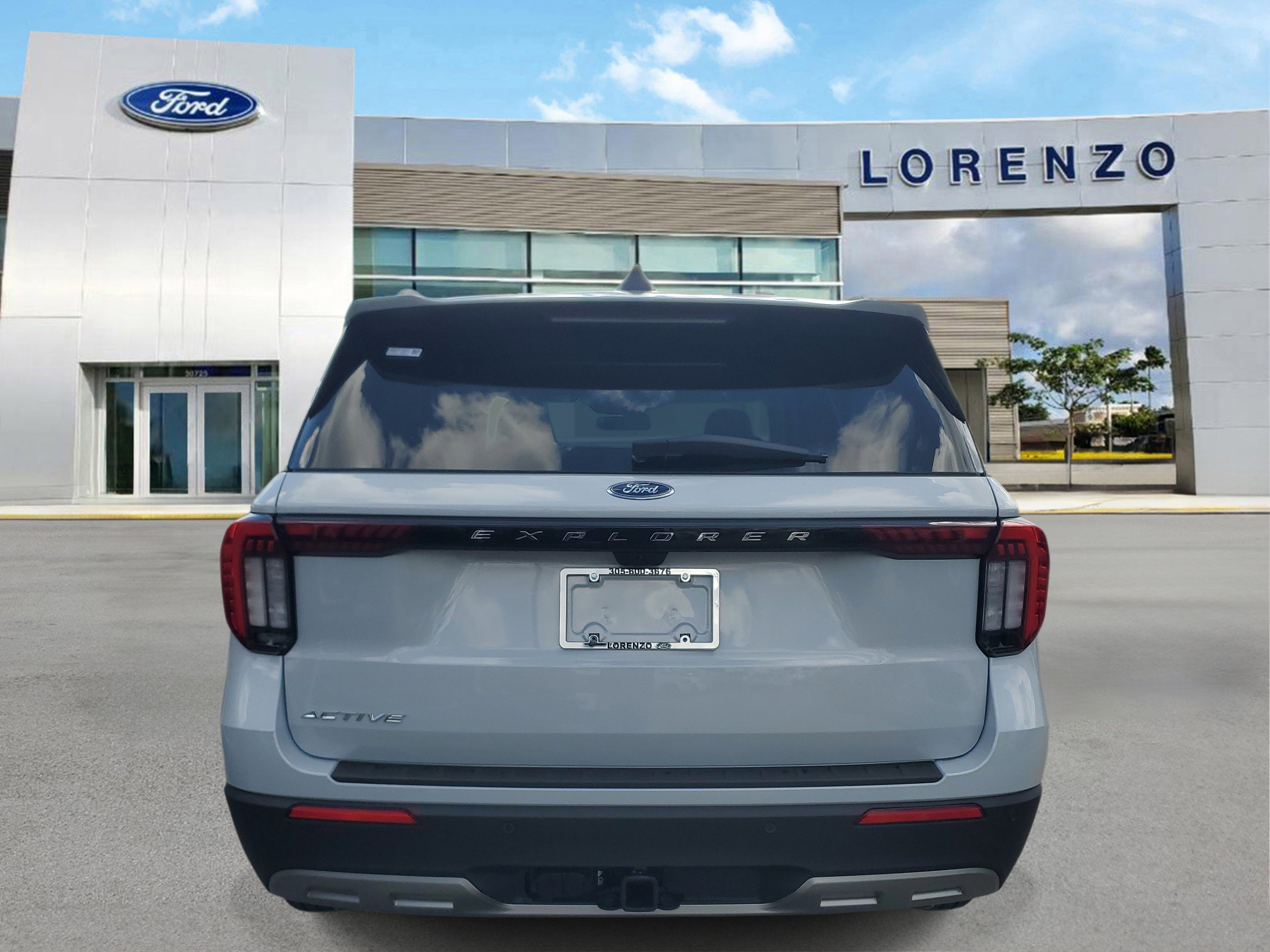 New 2026 Ford Explorer Active image 5