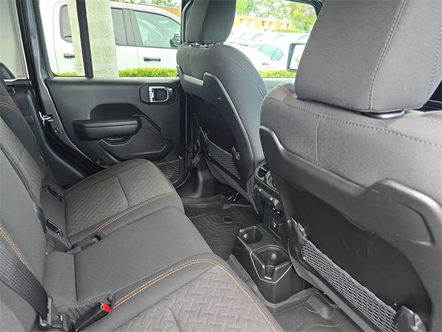 Used 2024 Jeep Gladiator Mojave w/ Safety Group image 12