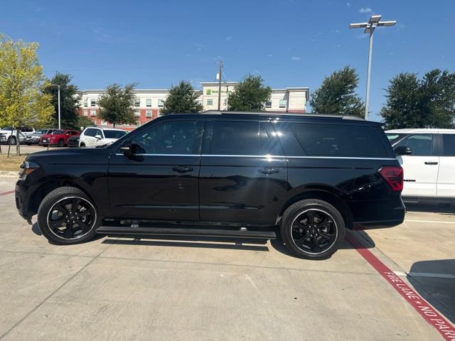 Used 2024 Ford Expedition Max Limited RWD image 6
