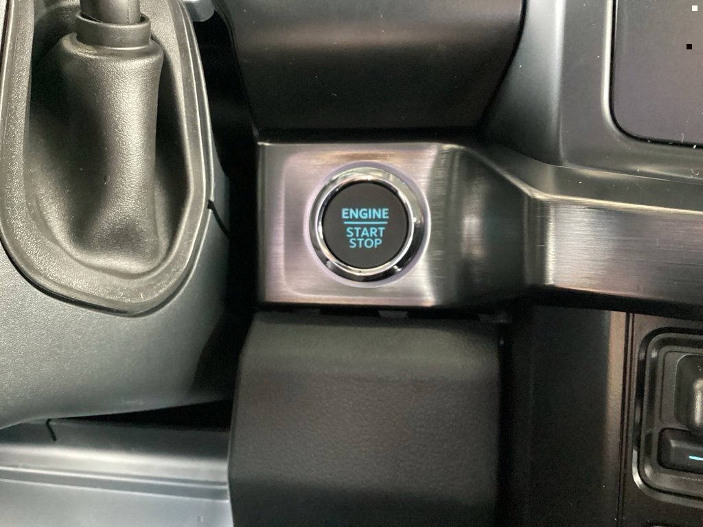 New 2025 Ford F250 Lariat w/ FX4 Off-Road Package image 55