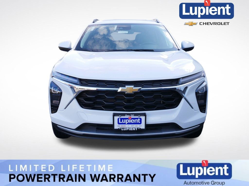 New 2026 Chevrolet Trax LT w/ Driver Confidence Package image 11