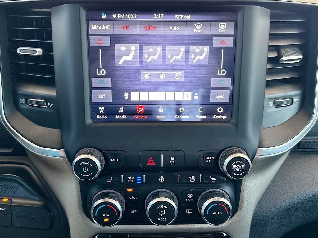 Used 2020 RAM 3500 Laramie AWD/4WD image 18