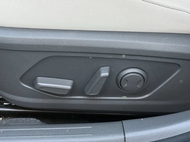 Used 2023 Hyundai Sonata SEL w/ Preferred Accessory Package FWD image 25