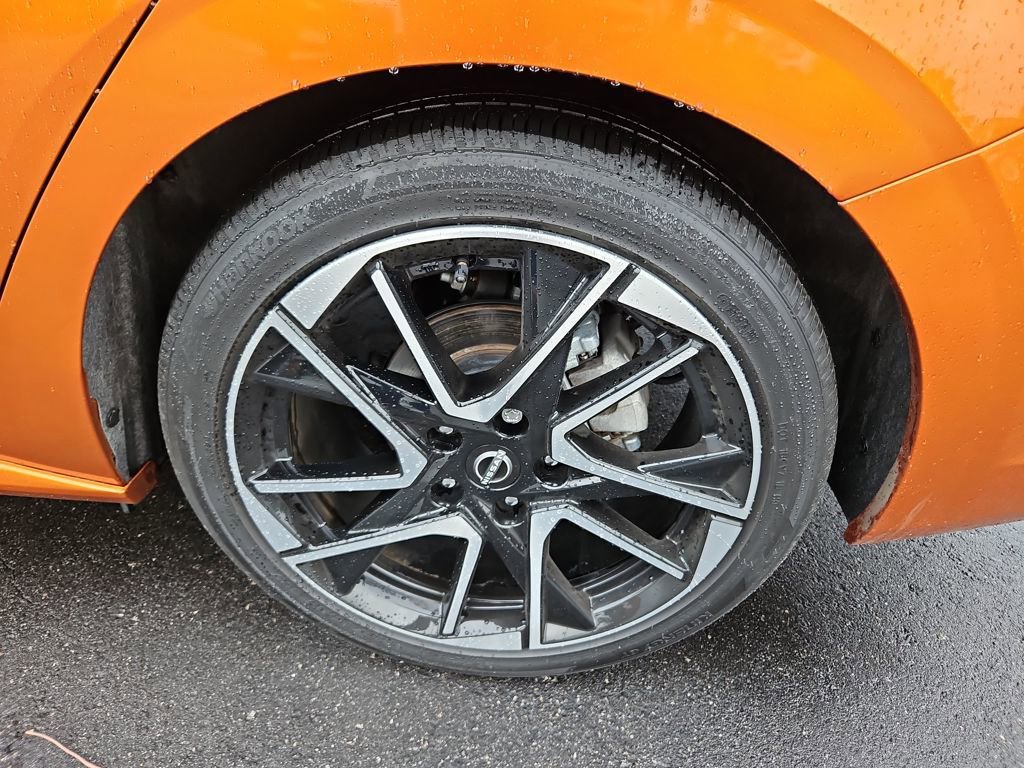 Used 2024 Nissan Sentra SR w/ SR Premium Package image 33