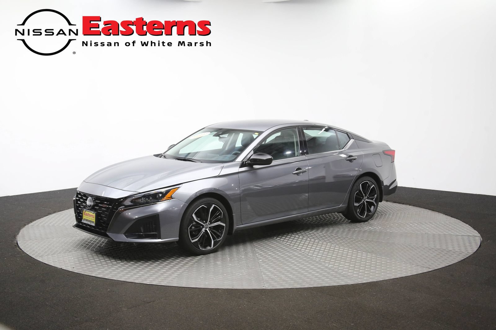 Used 2024 Nissan Altima 2.5 SR FWD image 50