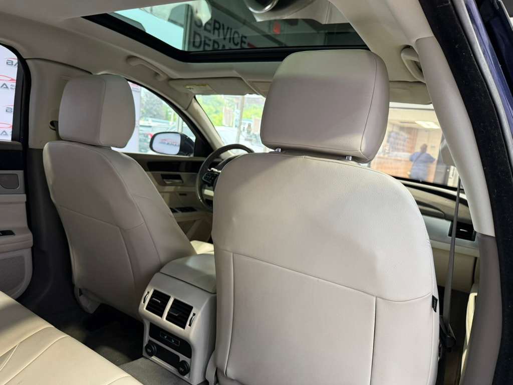 Used 2018 Jaguar XF Premium AWD/4WD image 43