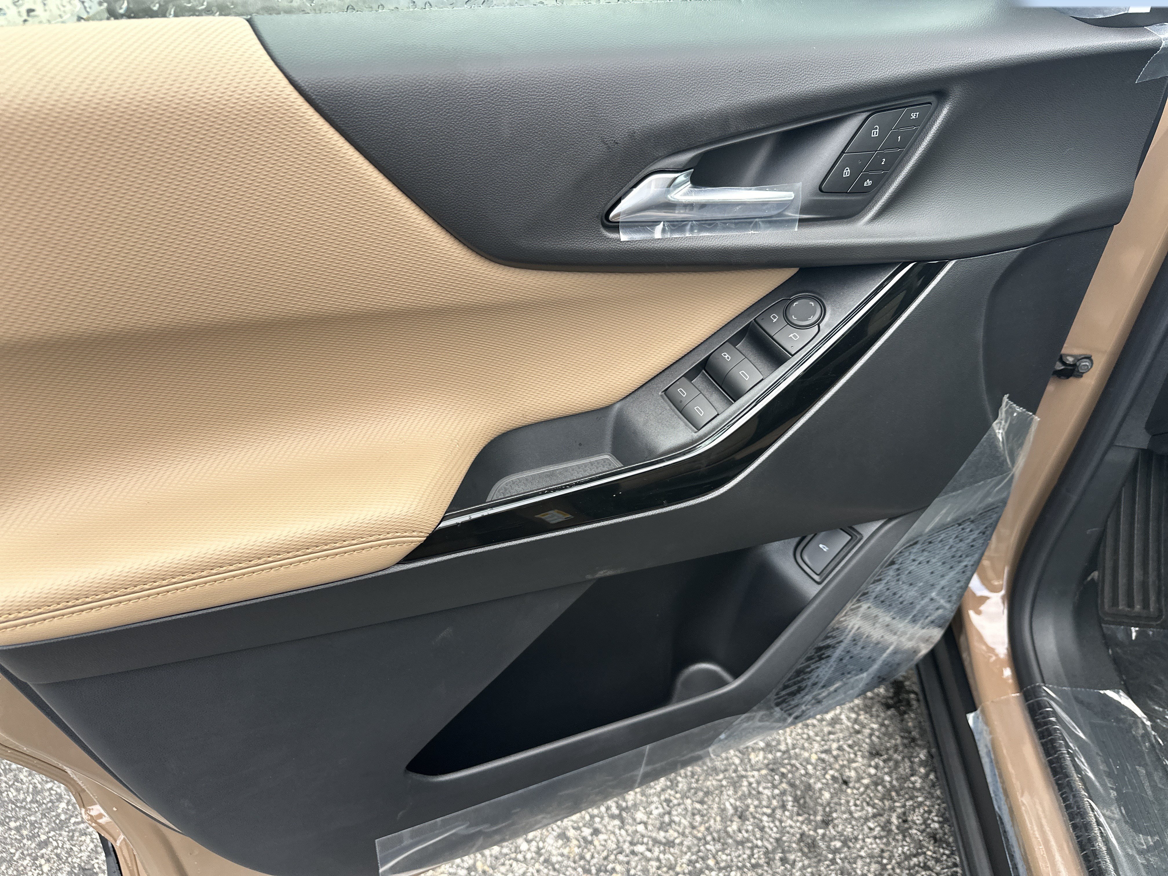 New 2027 Chevrolet Equinox ACTIV w/ Safety and Technology Package AWD/4WD image 8