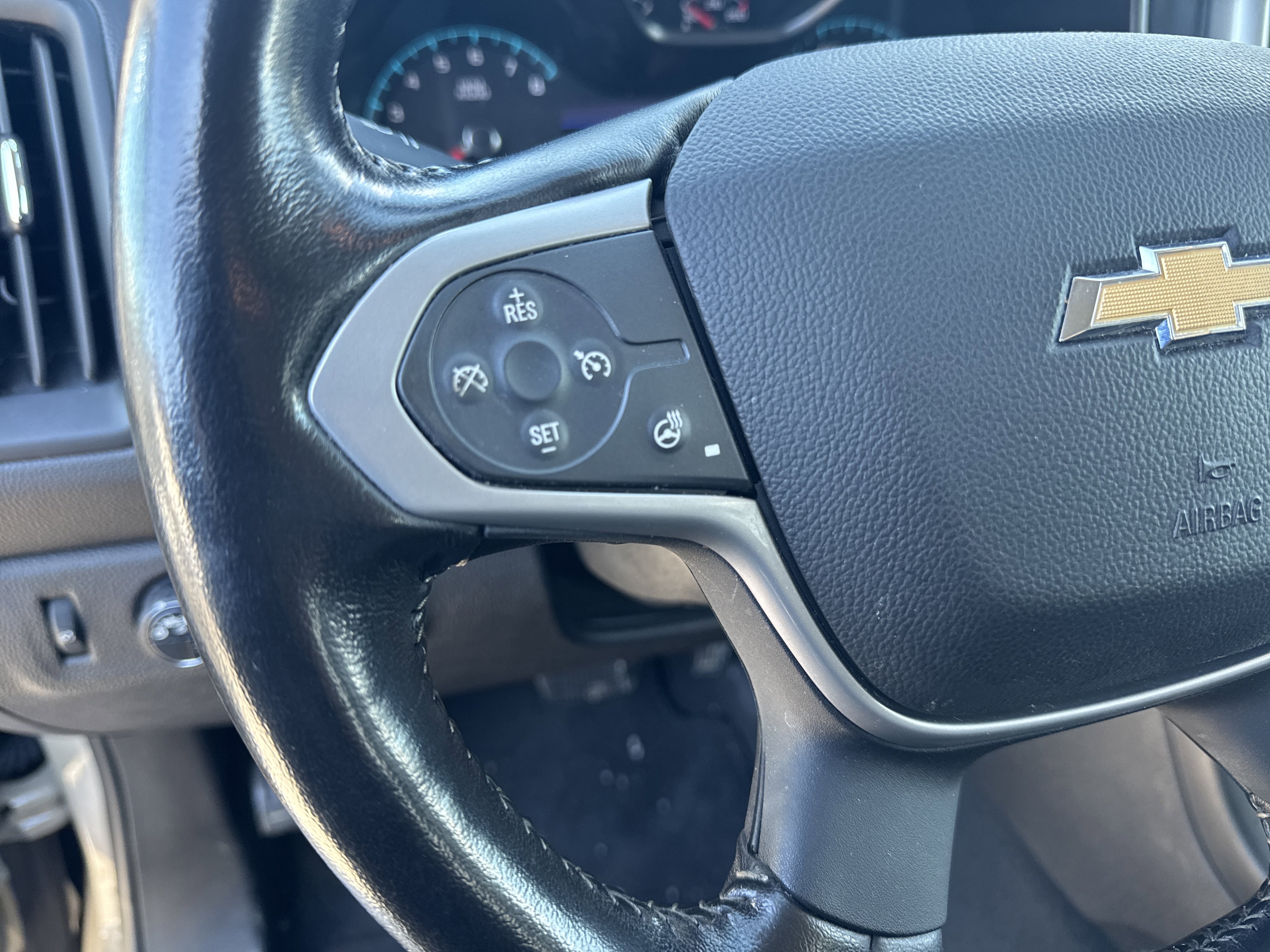 Used 2021 Chevrolet Colorado ZR2 w/ ZR2 Dusk Special Edition image 18