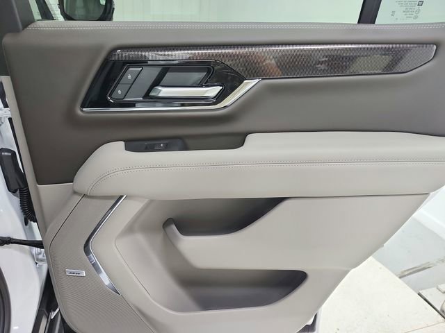 New 2026 GMC Yukon Elevation RWD image 48