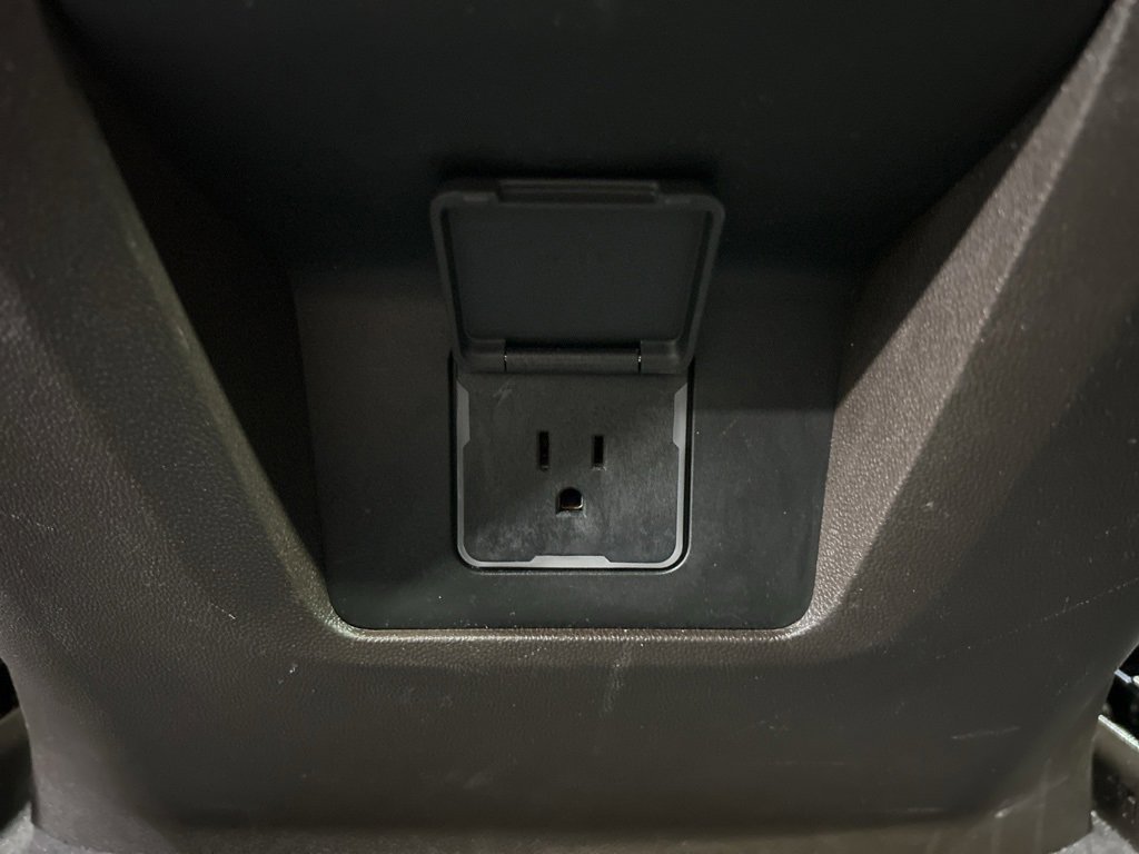 Used 2021 Chevrolet Tahoe LT w/ LT Signature Package image 32