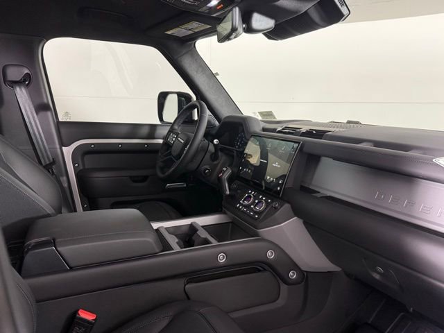 New 2026 Land Rover Defender 110 X image 32