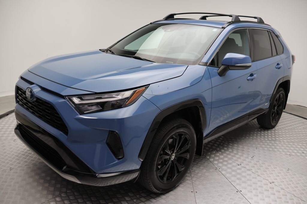 Certified 2024 Toyota RAV4 SE w/ Convenience Package AWD/4WD image 2