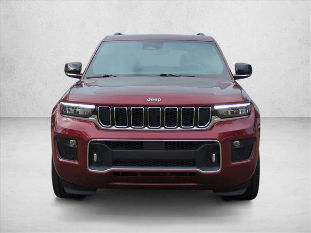Used 2022 Jeep Grand Cherokee Overland AWD/4WD image 2
