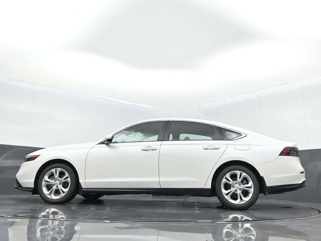 Certified 2025 Honda Accord LX image 14