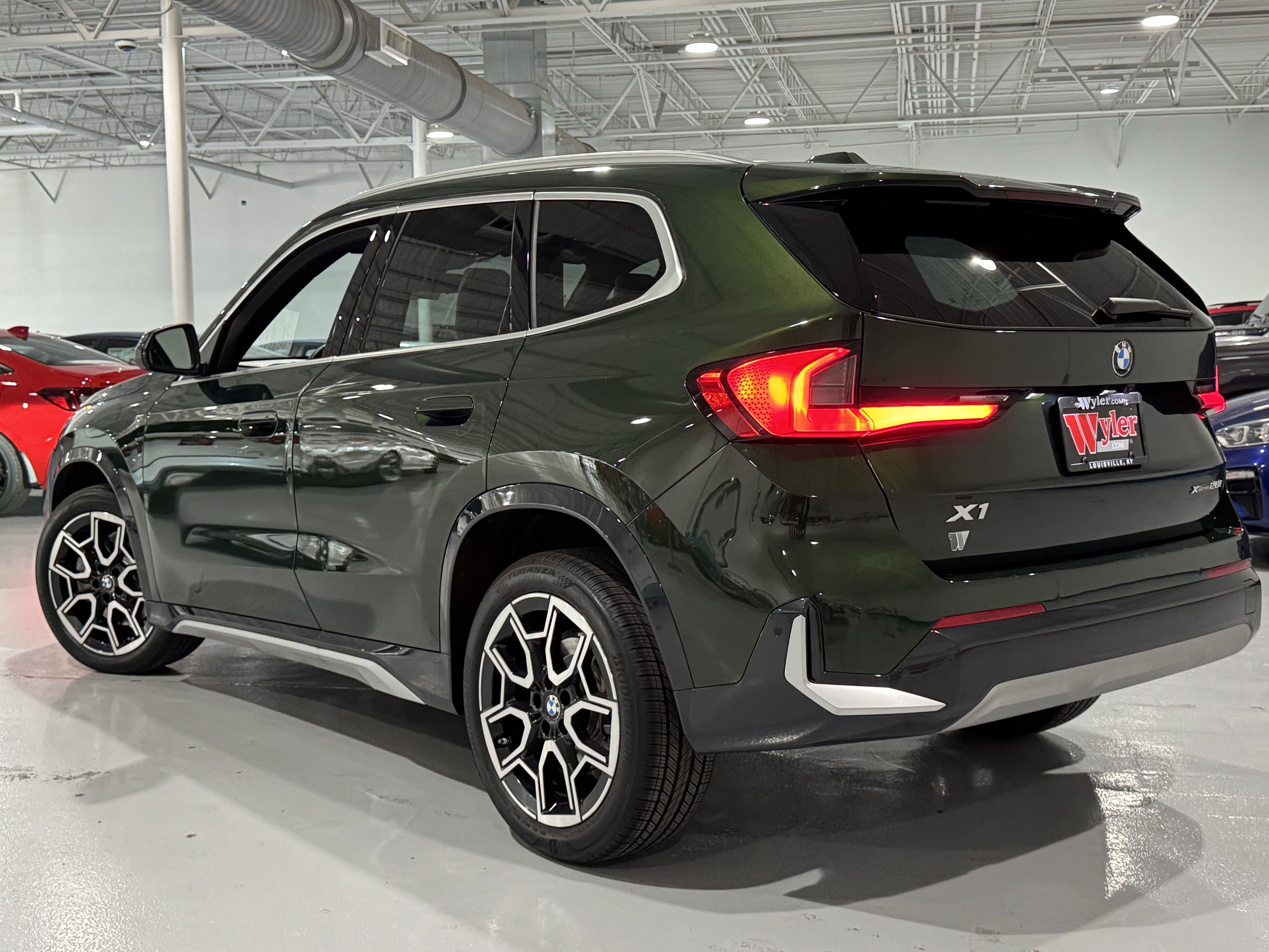 Used 2025 BMW X1 xDrive28i w/ Convenience Package image 18