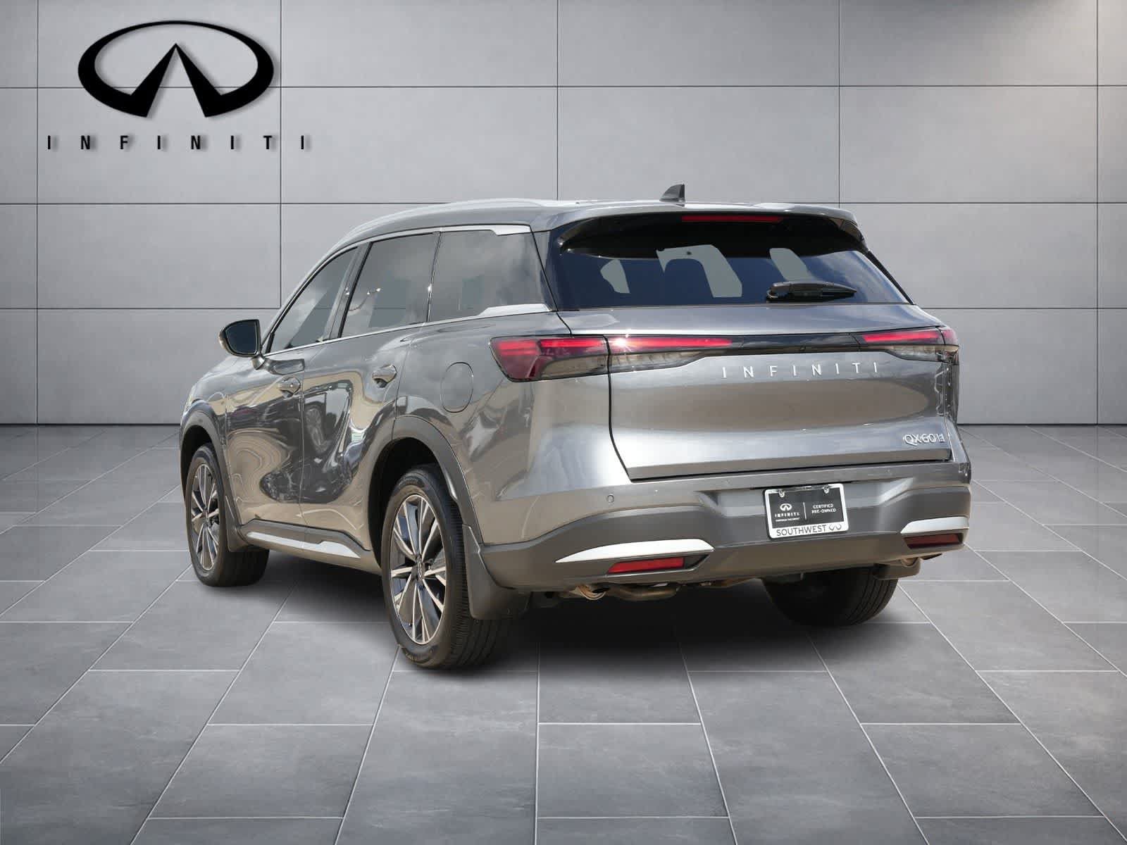 Certified 2026 INFINITI QX60 Luxe w/ Cargo Package AWD/4WD image 5