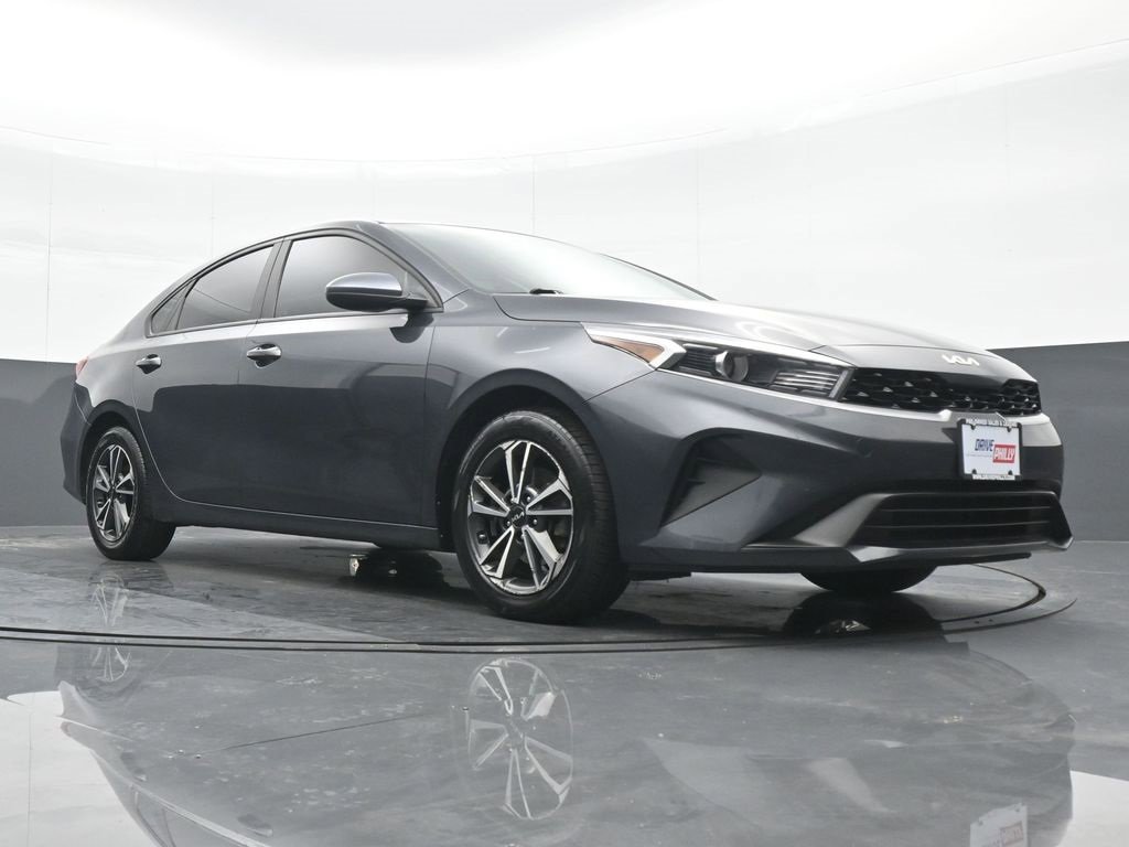 Used 2022 Kia Forte LXS image 24