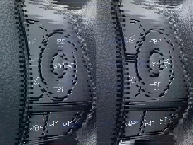 New 2025 Toyota RAV4 XLE image 28