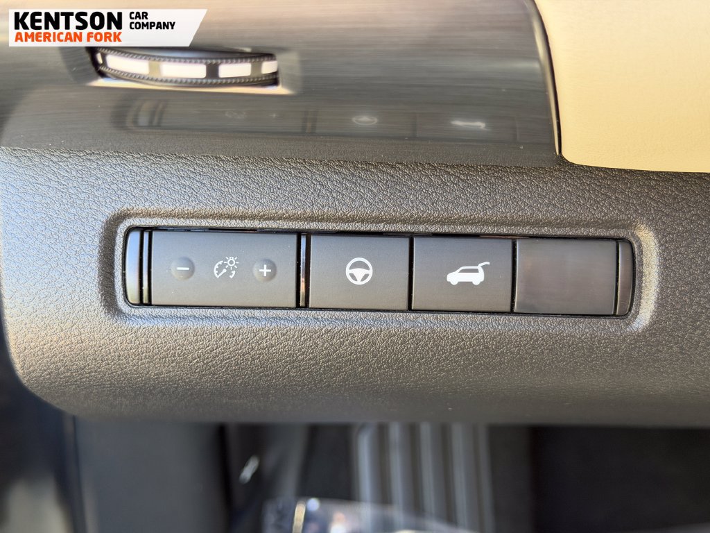 Used 2026 Nissan Pathfinder SL AWD/4WD image 18