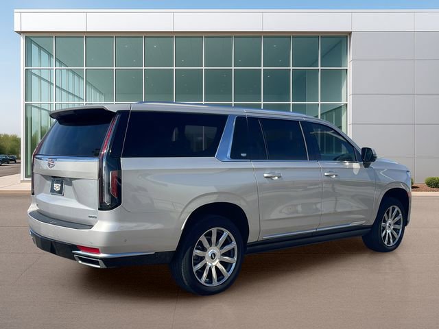 Used 2024 Cadillac Escalade ESV Premium Luxury Platinum AWD/4WD image 5