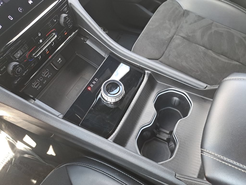 Certified 2023 Jeep Grand Cherokee Altitude AWD/4WD image 25