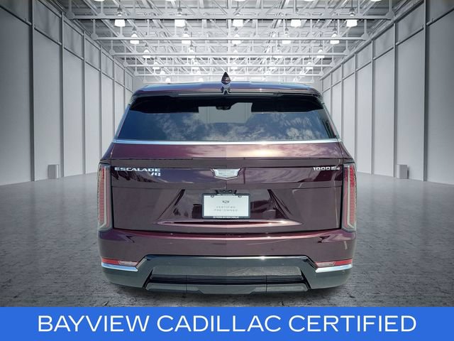 Certified 2025 Cadillac Escalade IQ Luxury 2 w/ LPO, Premium Carpet Package AWD/4WD image 5