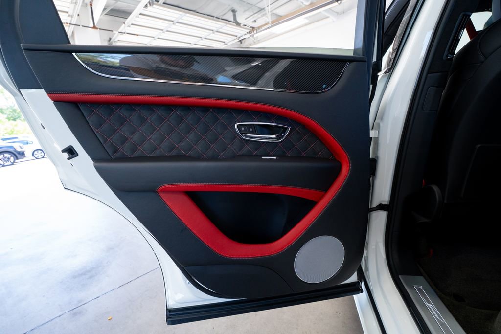Used 2021 Bentley Bentayga Speed image 47