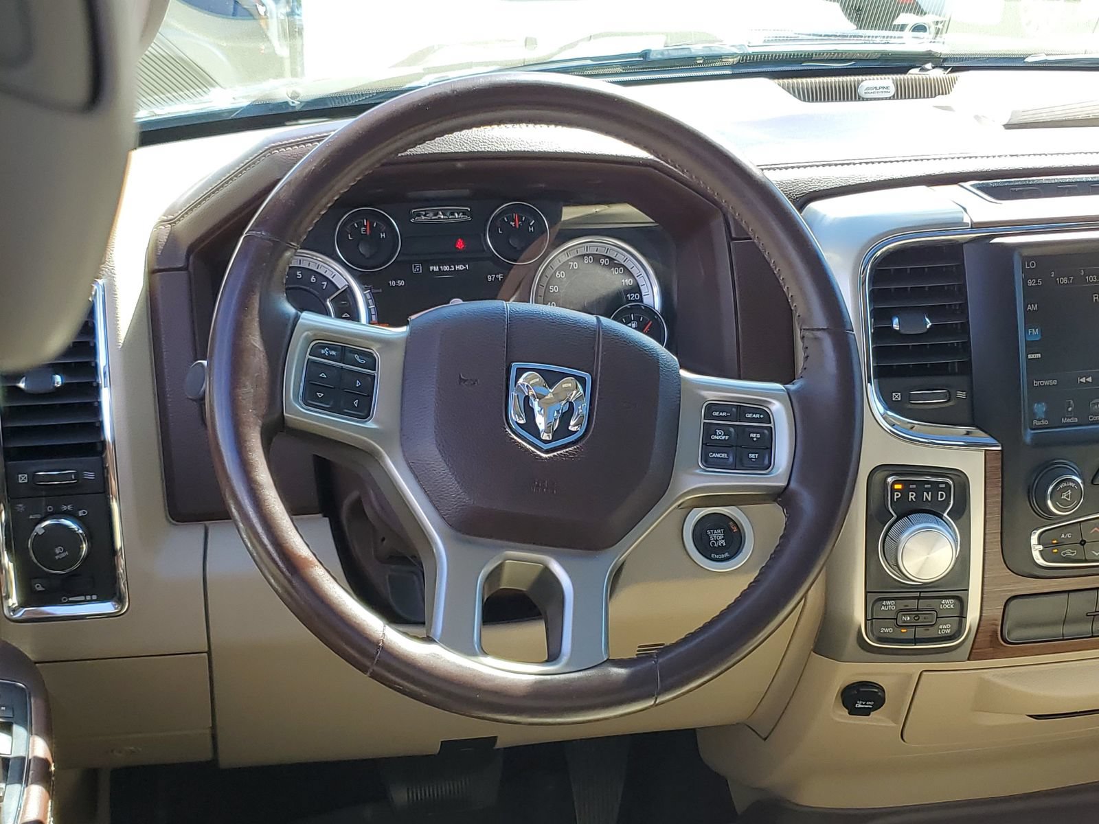 Used 2016 RAM 1500 Laramie w/ Convenience Group AWD/4WD image 11