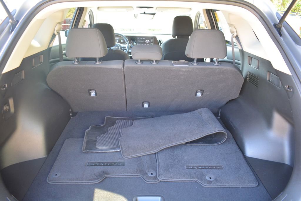 Used 2023 Kia Sportage LX AWD/4WD image 23