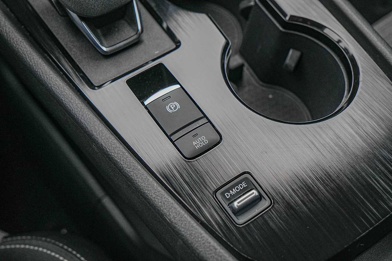 Used 2023 Nissan Rogue SV image 21