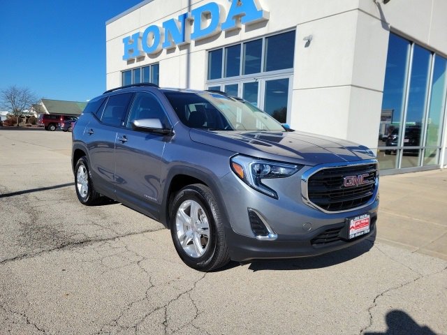 Used 2020 GMC Terrain SLE w/ Driver Convenience Package image 1