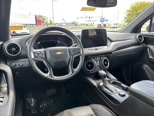 Certified 2023 Chevrolet Blazer Premier w/ Enhanced Convenience Package AWD/4WD image 18