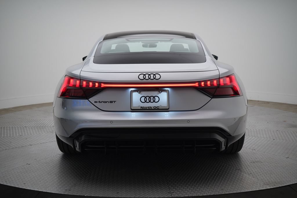 Used 2023 Audi e-tron GT Prestige AWD/4WD image 4