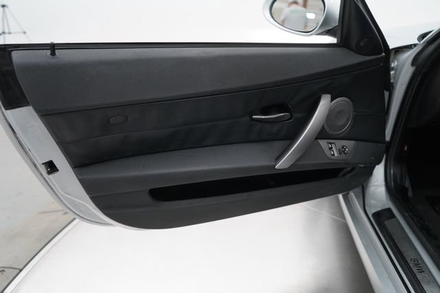 Used 2003 BMW Z4 2.5i image 17