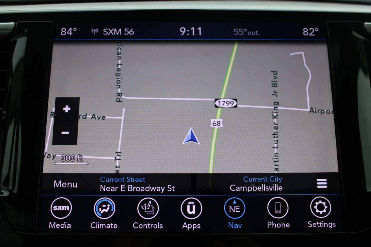 Used 2018 Chrysler Pacifica Limited image 29