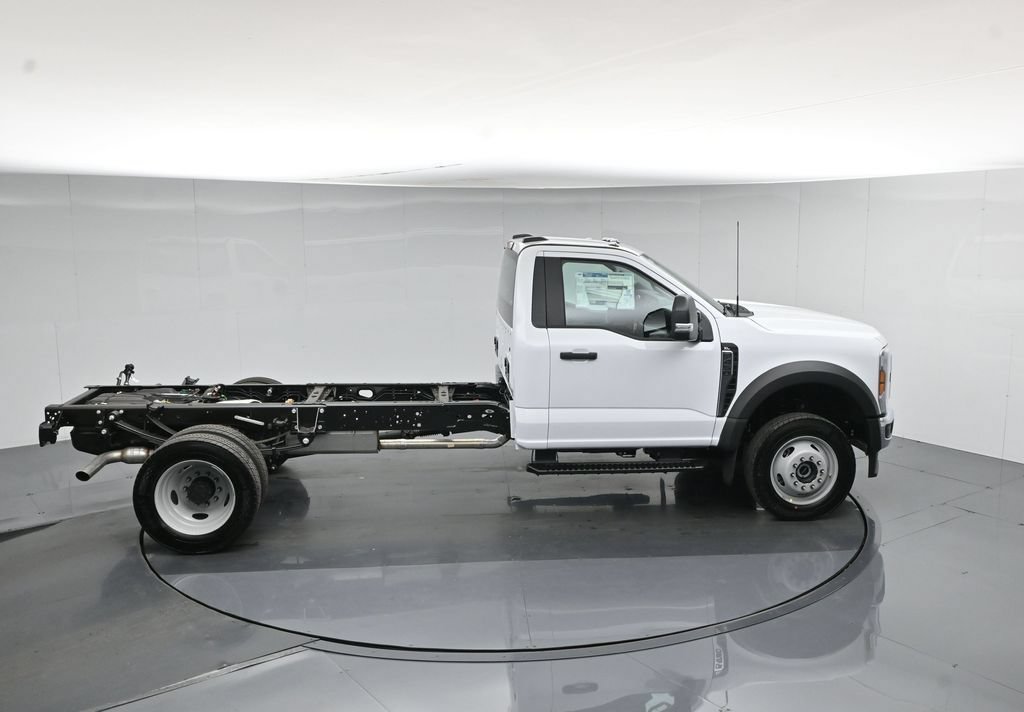 New 2026 Ford F450 XL w/ XL Chrome Package AWD/4WD image 32
