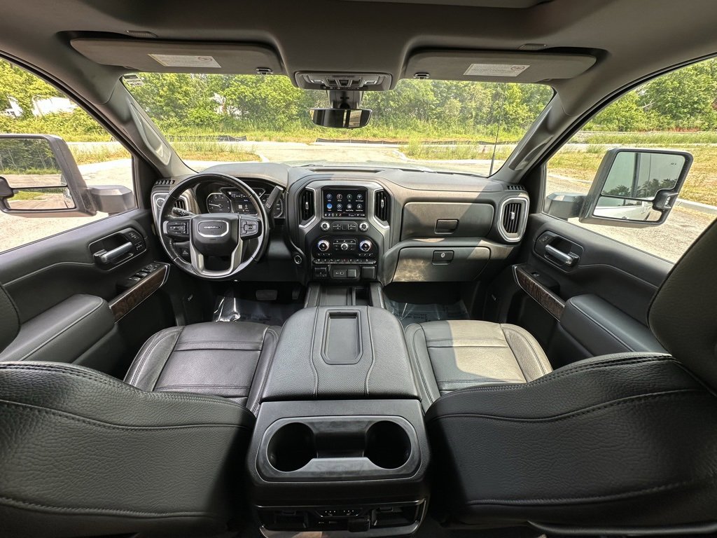 Used 2021 GMC Sierra 2500 Denali w/ Denali Ultimate Package image 21