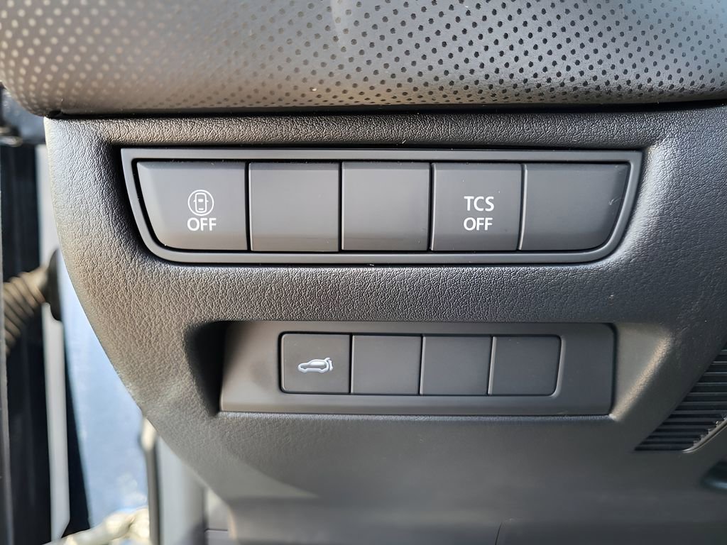 Used 2025 MAZDA CX-50 AWD 2.5 S w/ Cargo Package image 21