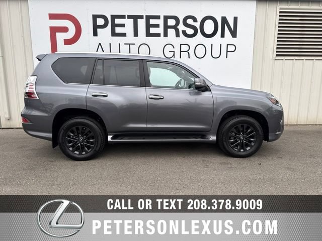 Used 2023 Lexus GX 460 Premium w/ Premium Package AWD/4WD image 3