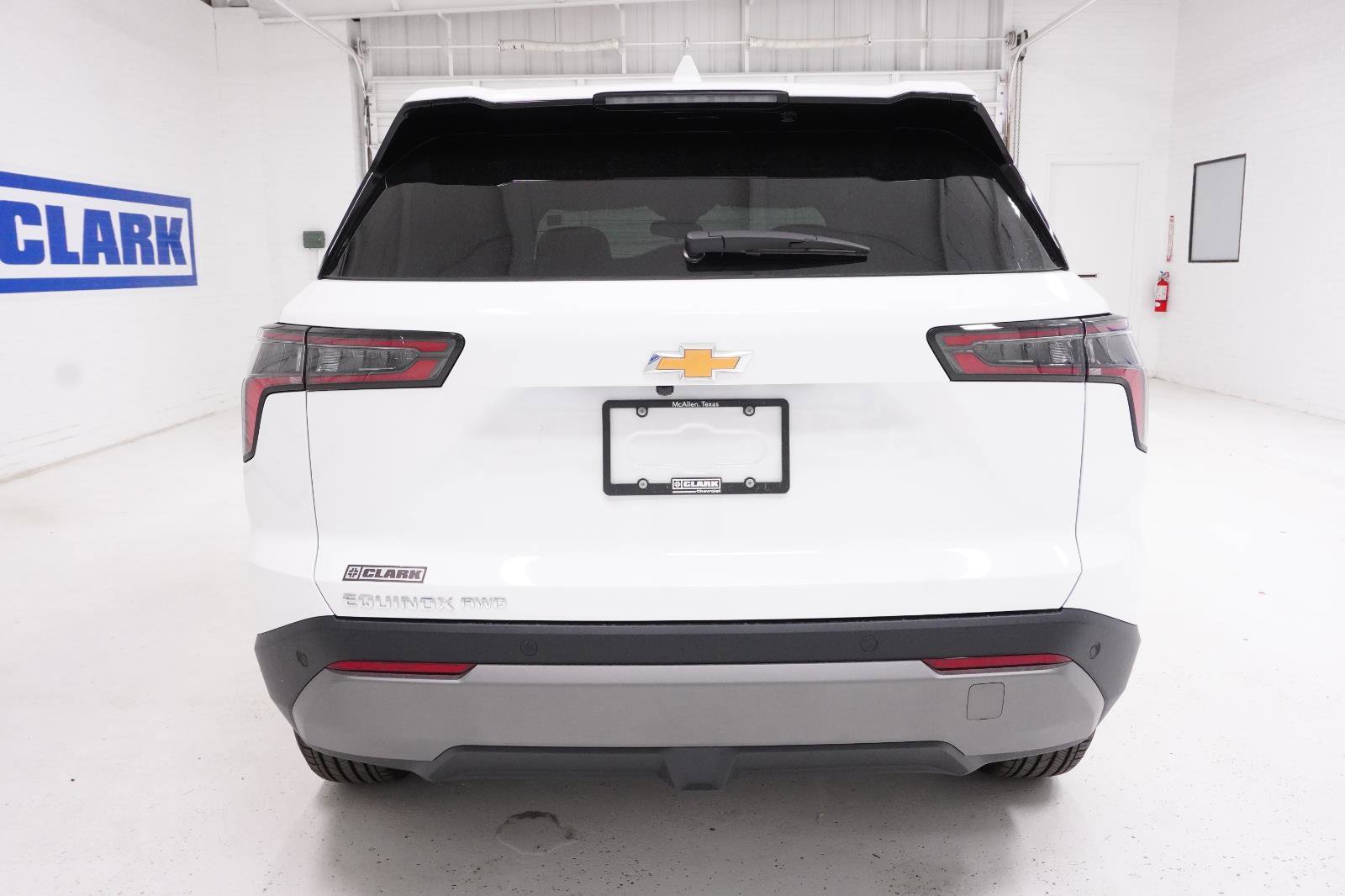 New 2026 Chevrolet Equinox LT image 6