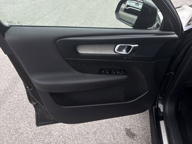 Used 2023 Volvo XC40 B5 Plus w/ Driver Assist Package image 22