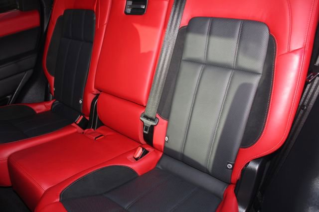 Used 2022 Land Rover Range Rover Sport HST image 24