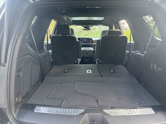 Used 2025 Chevrolet Tahoe Z71 w/ Comfort Package image 6