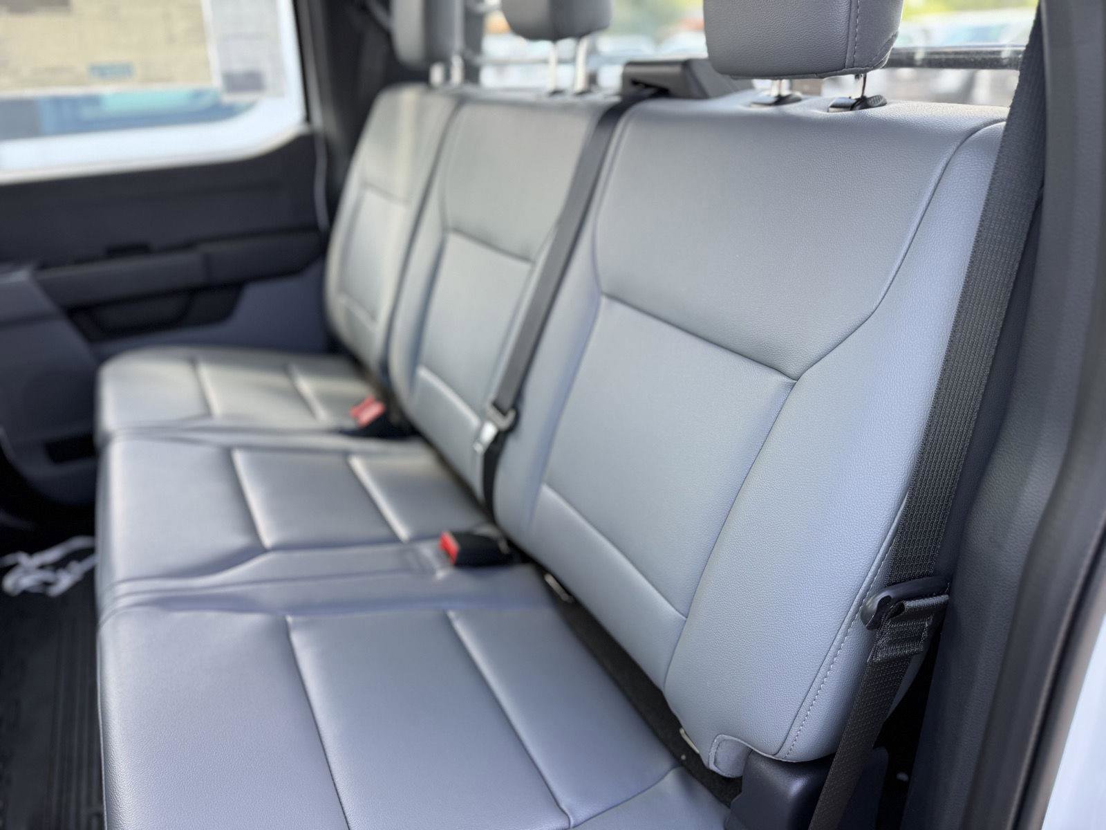 New 2026 Ford F550 4x4 Crew Cab image 23