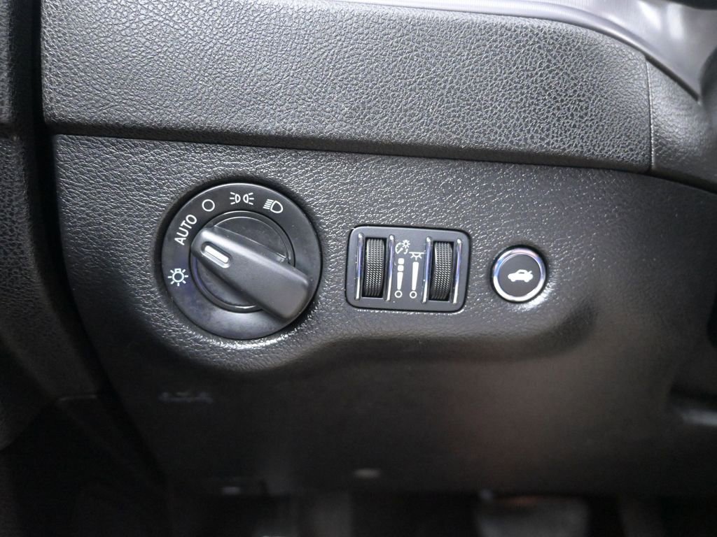 Used 2023 Dodge Charger GT w/ Blacktop Package image 18